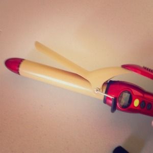 Chi Air curling iron! NEVER BEEN USED