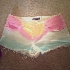 Billabong tiedye shorts