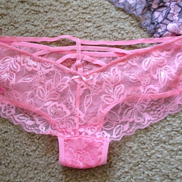 🚫bundled for Shawnas77🚫4 pairs of lace panties - Picture 2 of 4