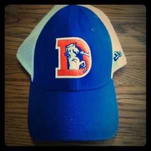 **SOLD**Vintage Denver Broncos Hat