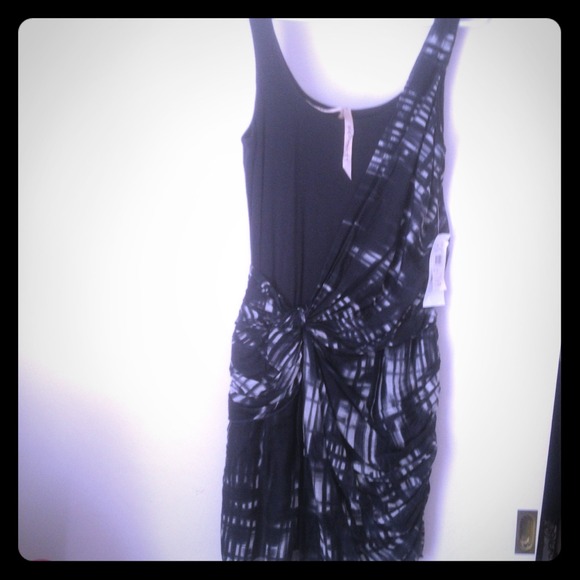 🎉🎉HOST PICK🎉🎉 bailey 44 wrap dress