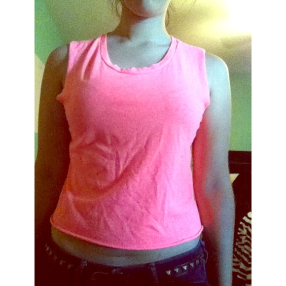 Beautiful coral shirt 💕🎉🎉