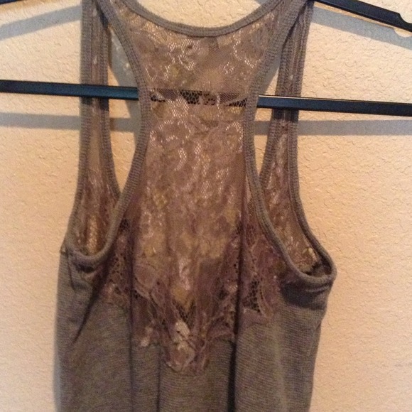 super cute light grey tank with lace! - Picture 4 of 4