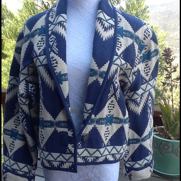 Gorgeous Southwest Design Jacket perfect for Fall!
