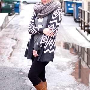 !!Host Pick!! tribal print sweater