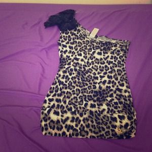 One shoulder dress top