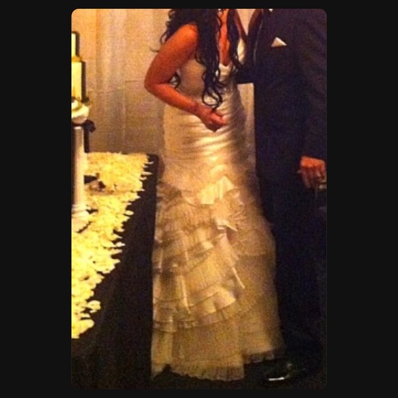 Lazaro Wedding Gown - Picture 4 of 4