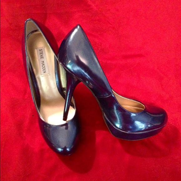 Steve Madden Blue Heels - Picture 3 of 4