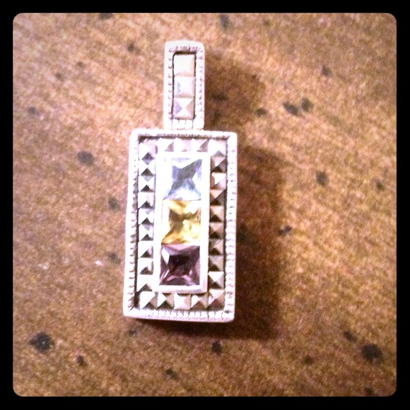 Beautiful three color Stirling silver pendent