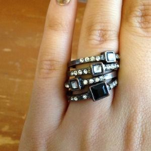 Stacked ring set