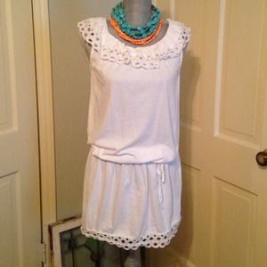 White Express drop waist cotton dress size medium