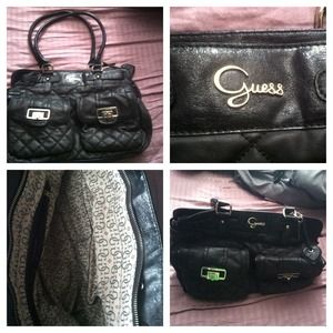 ❌ ON HOLD ❌ Guess purse