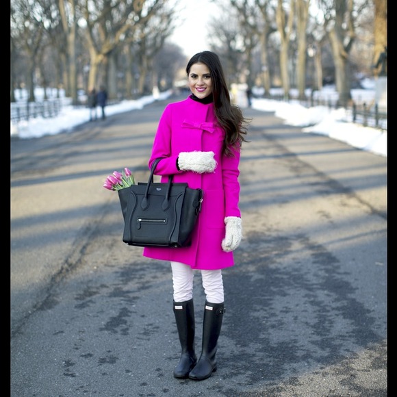 👀LOOKING FOR THIS COAT!👀