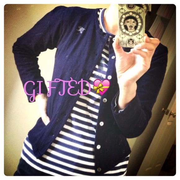 GIFTED💝Navy wool cardigan
