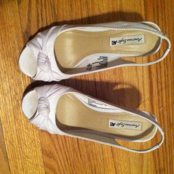 Cute white wedges !
