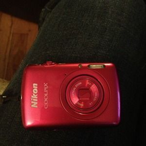 Nikon Coolpix S01 camera