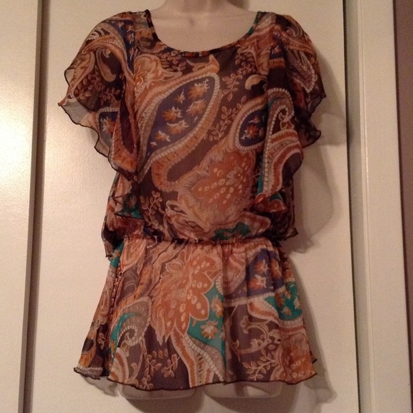 🎉HOST PICK🎊 Brown Paisley Sheer Open-back Peplum