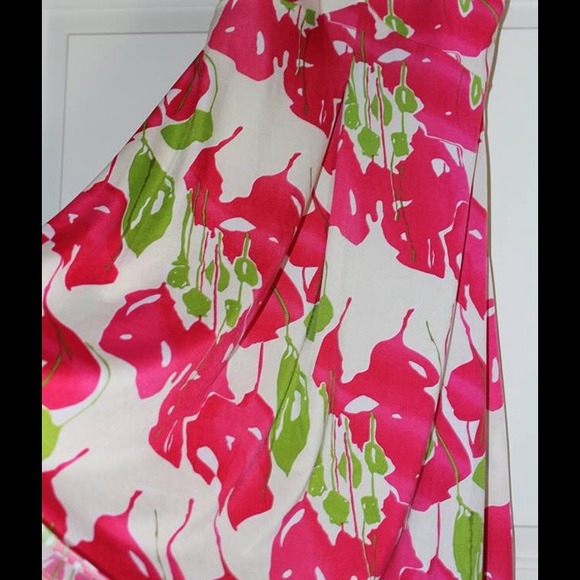 👗👗DRESS👗👗 - Picture 2 of 2