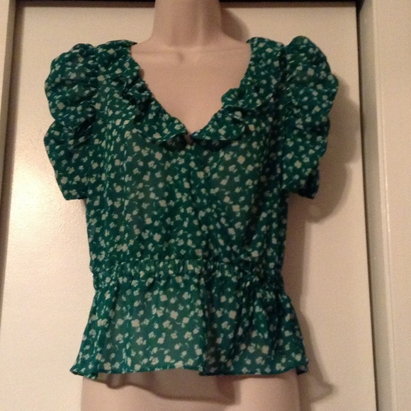 Forever 21 Tops - Green/White Sheer Floral Ruffle Snap close Peplum