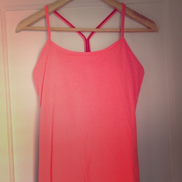 **SOLD** Lululemon Power Y Tank 8