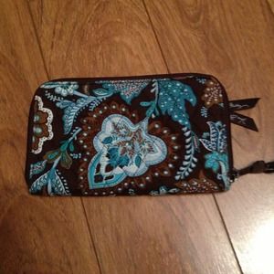Vera Bradley zip around Wristlet