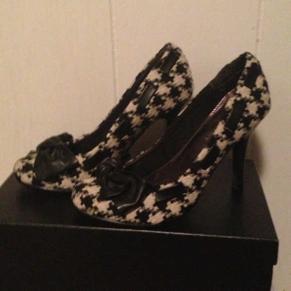 🚫SOLD🚫 Nine West pumps