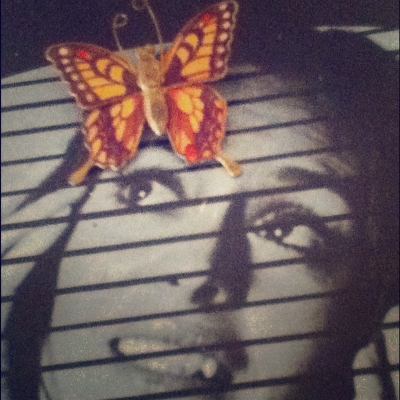💛Beautiful orange butterfly pin💛
