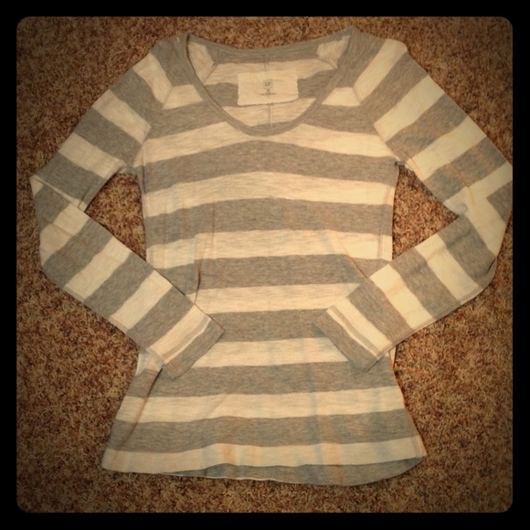GAP Sweaters - Gap long sleeve layering sweater