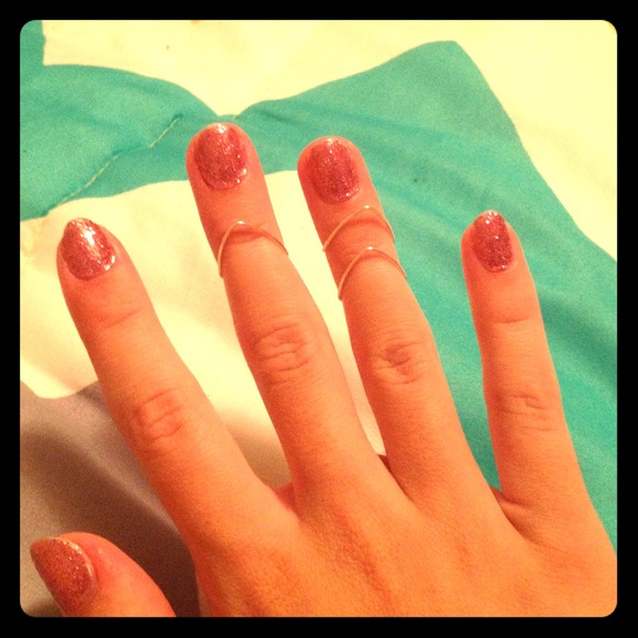 Set of three knuckle rings