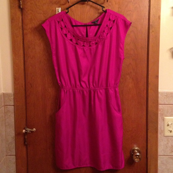 Banana Republic casual fuscia dress! - Picture 1 of 4