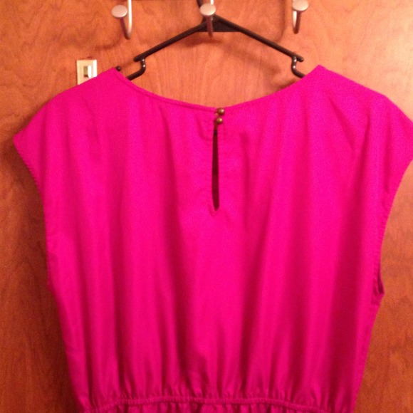 Banana Republic casual fuscia dress! - Picture 2 of 4