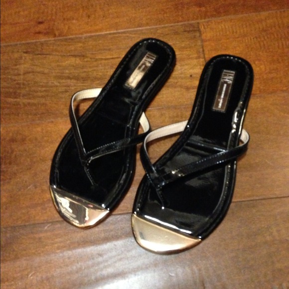New I.N.C. Patent Flip Flops