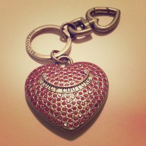 🚫SOLD🚫Juicy couture keychain
