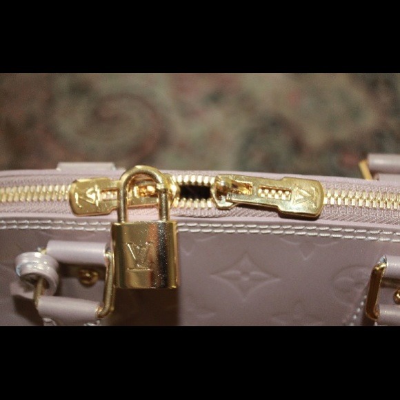 LV Alma PM Beige Poudre limited edition - Picture 3 of 4
