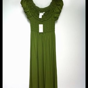 Maxstudio dress!! Retail $118!!