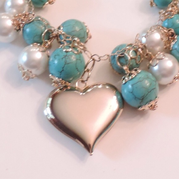 Necklace and Earring Set 20 % off - Picture 2 of 4