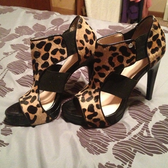 Leopard heels