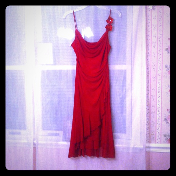 Timeless spaghetti strap red dress *REDUCED*