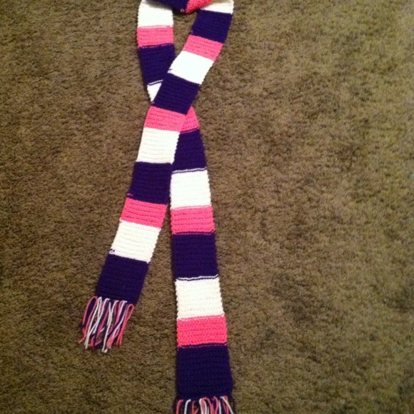 Pink, purple & white scarf - Picture 1 of 1