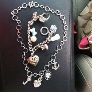 Juicy couture necklace set