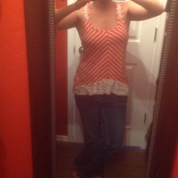 BUNDLED! Pink and white tank - Picture 3 of 3