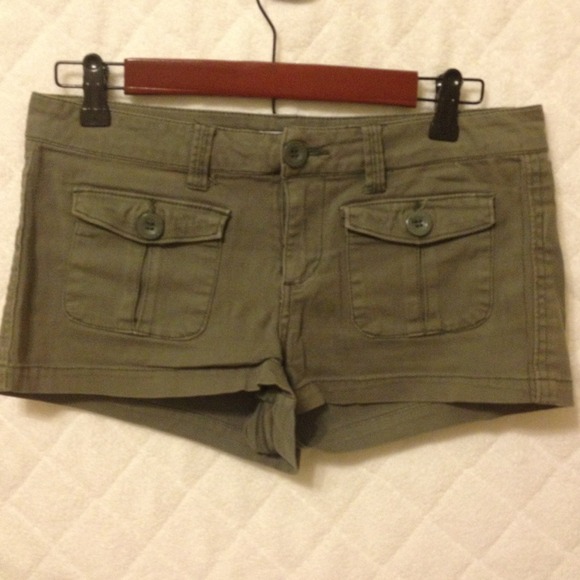 Army Green size Medium Shorts
