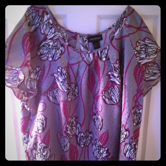 BundledLane Bryant 22/24 unique satin shell/blouse