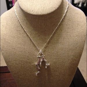 Stella & Dot Coral Necklace