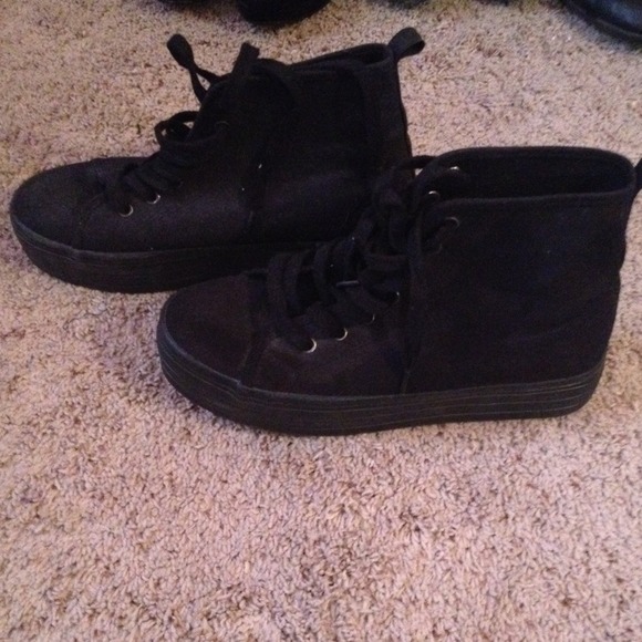 H&M platform chuck like shoes