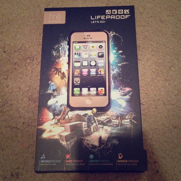 Brand new 100% authentic lifeproof case