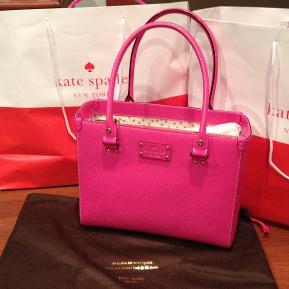 kate spade Handbags - NWT Kate Spade "Quinn Wellesley" - pink