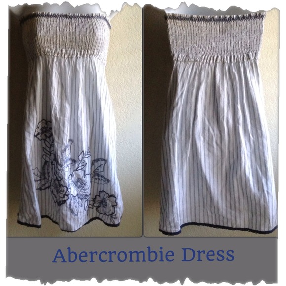 Abercrombie & Fitch Dresses & Skirts - Sold🌟Abercrombie Strapless Dress S🌟