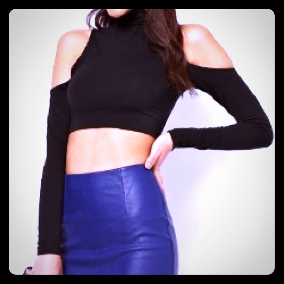 Black turtle neck long sleeve crop top.