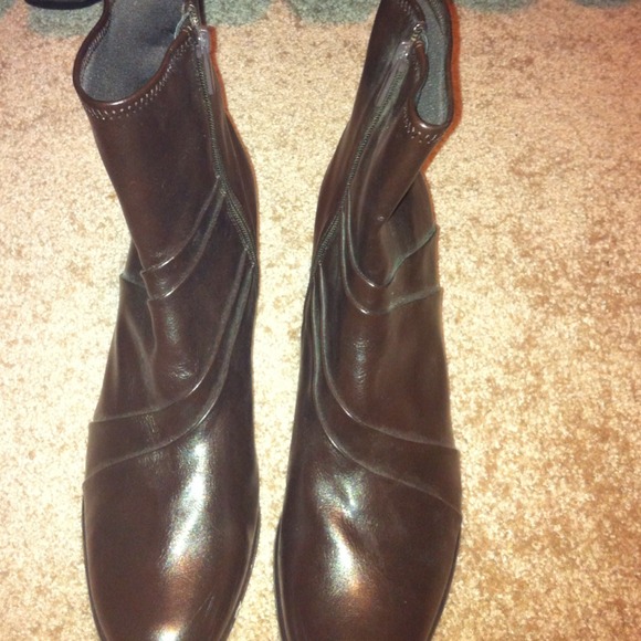 Brown dress boots.